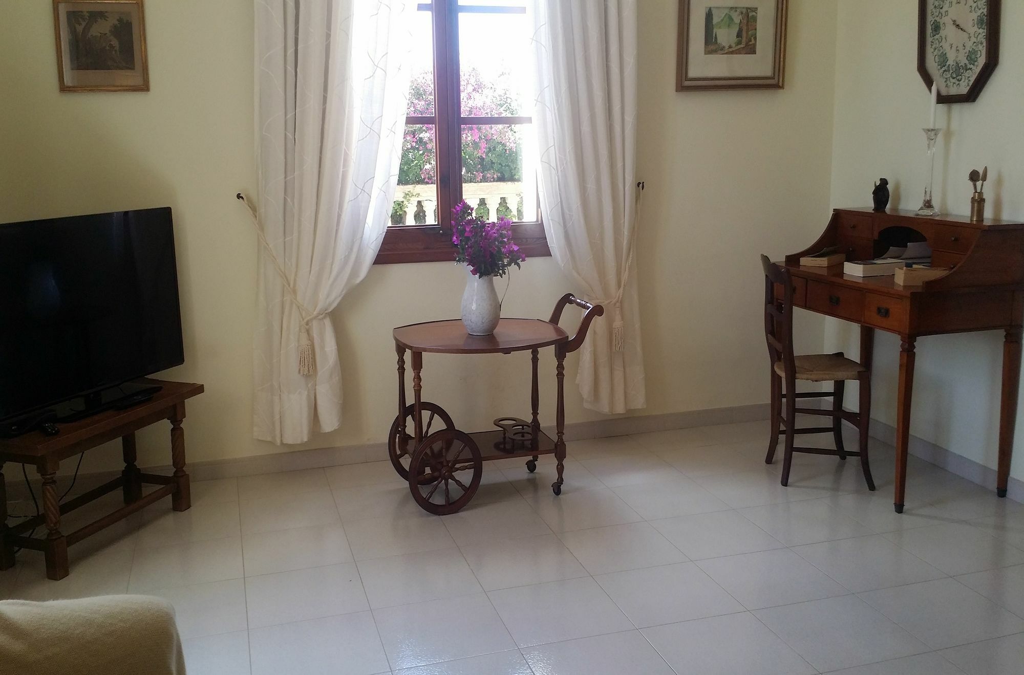Son Granada Villa